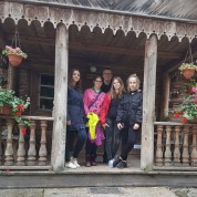 Powiększ zdjęcie Dworek w skansenie w Nowogrodzie