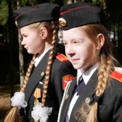Powiększ zdjęcie Kadetki ze szkoły wojskowej im. Feldmarszałka Michaiła Kutuzowa